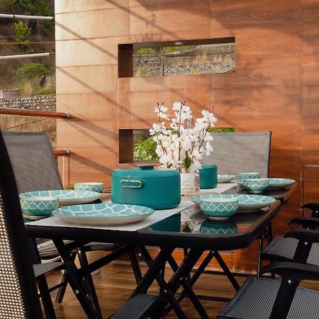 The Sage Villa - Luxury Homestay In Ντεχραντούν Εξωτερικό φωτογραφία
