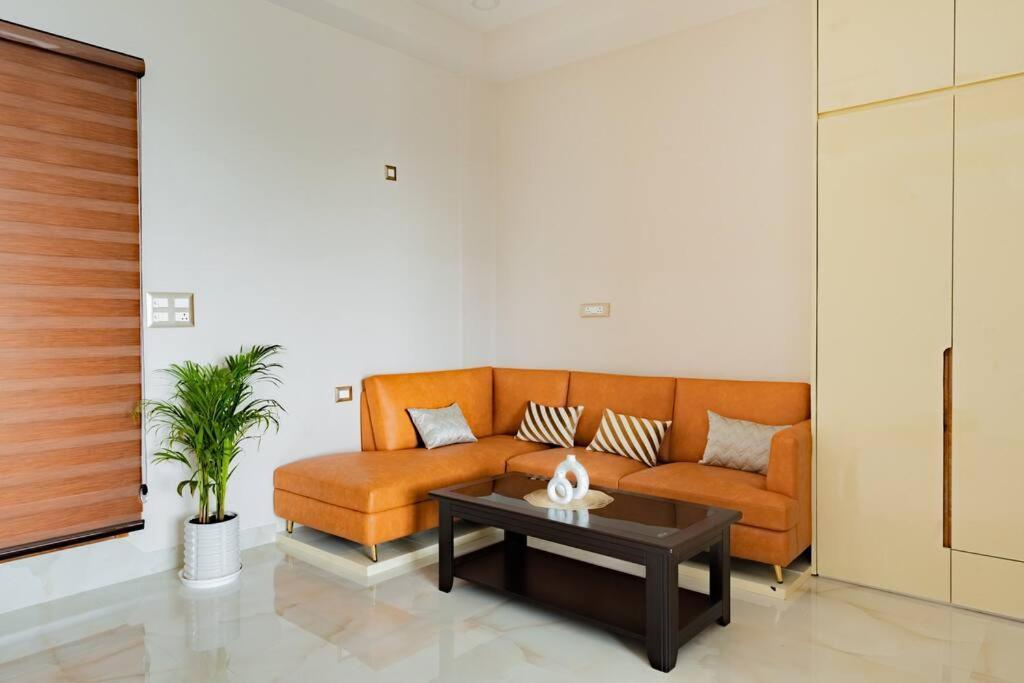 The Sage Villa - Luxury Homestay In Ντεχραντούν Εξωτερικό φωτογραφία