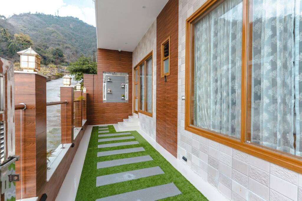 The Sage Villa - Luxury Homestay In Ντεχραντούν Εξωτερικό φωτογραφία